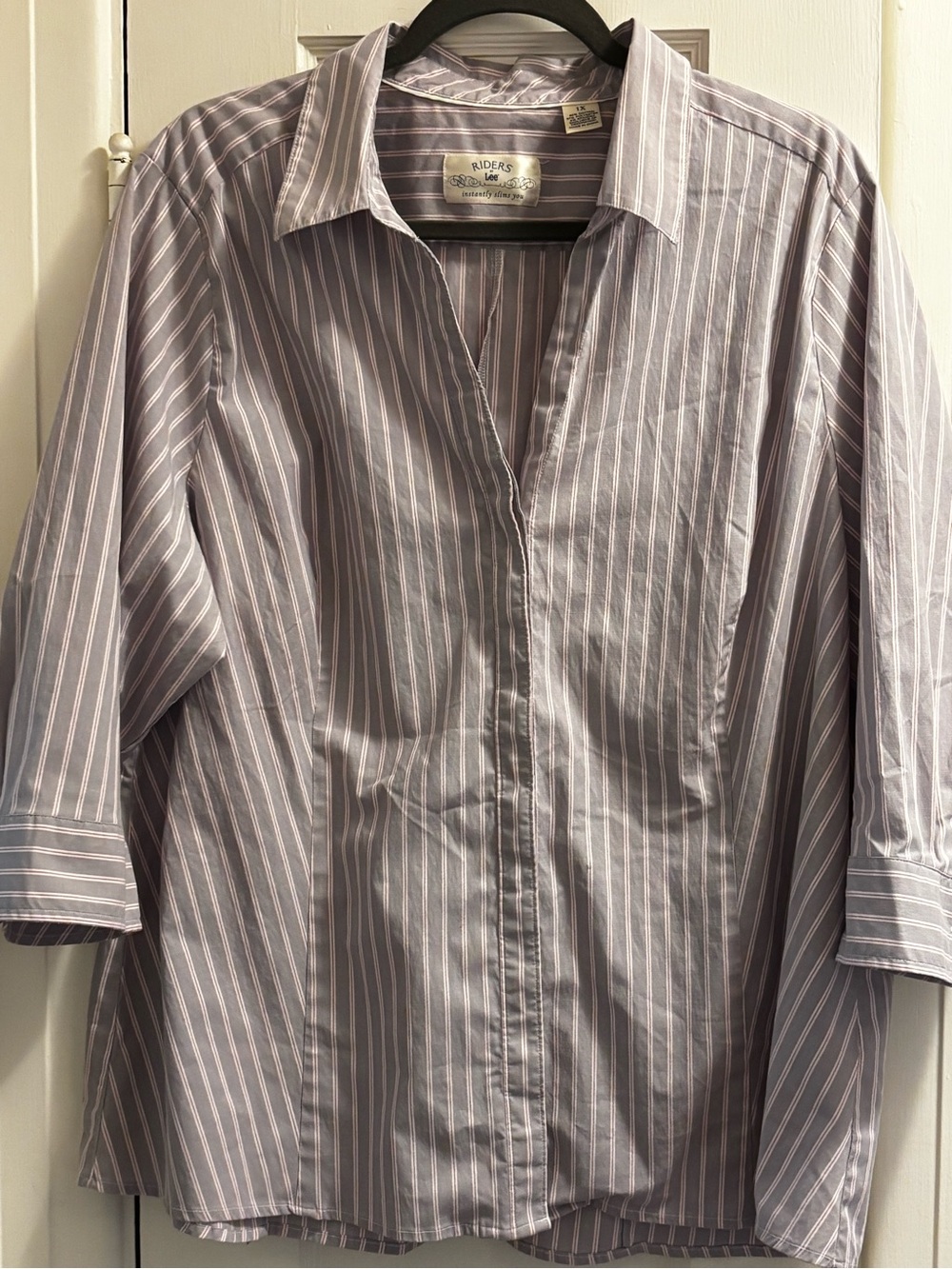 Lee Men's Light Purple and White Striped Button-Down Shirt